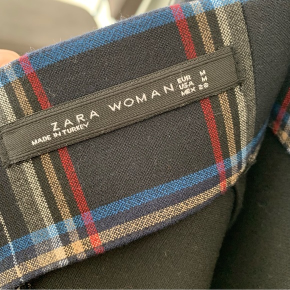 Zara High Waisted Skit - Picture 6 of 8